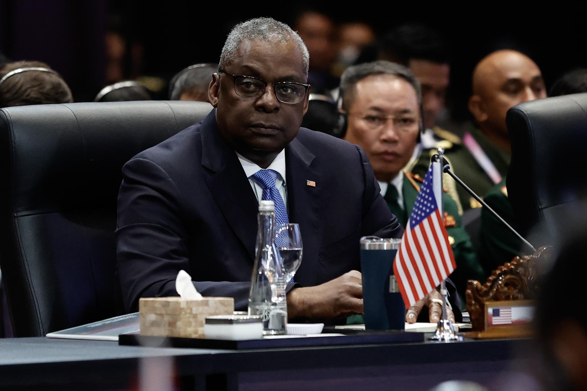 US Secretary of Defense Lloyd Austin attends the 10th Association of Southeast Asian Nations (ASEAN) Defense Ministers Meeting - Plus, in Jakarta, Indonesia, 16 November 2023. EFE/EPA/WILLY KURNIAWAN / POOL