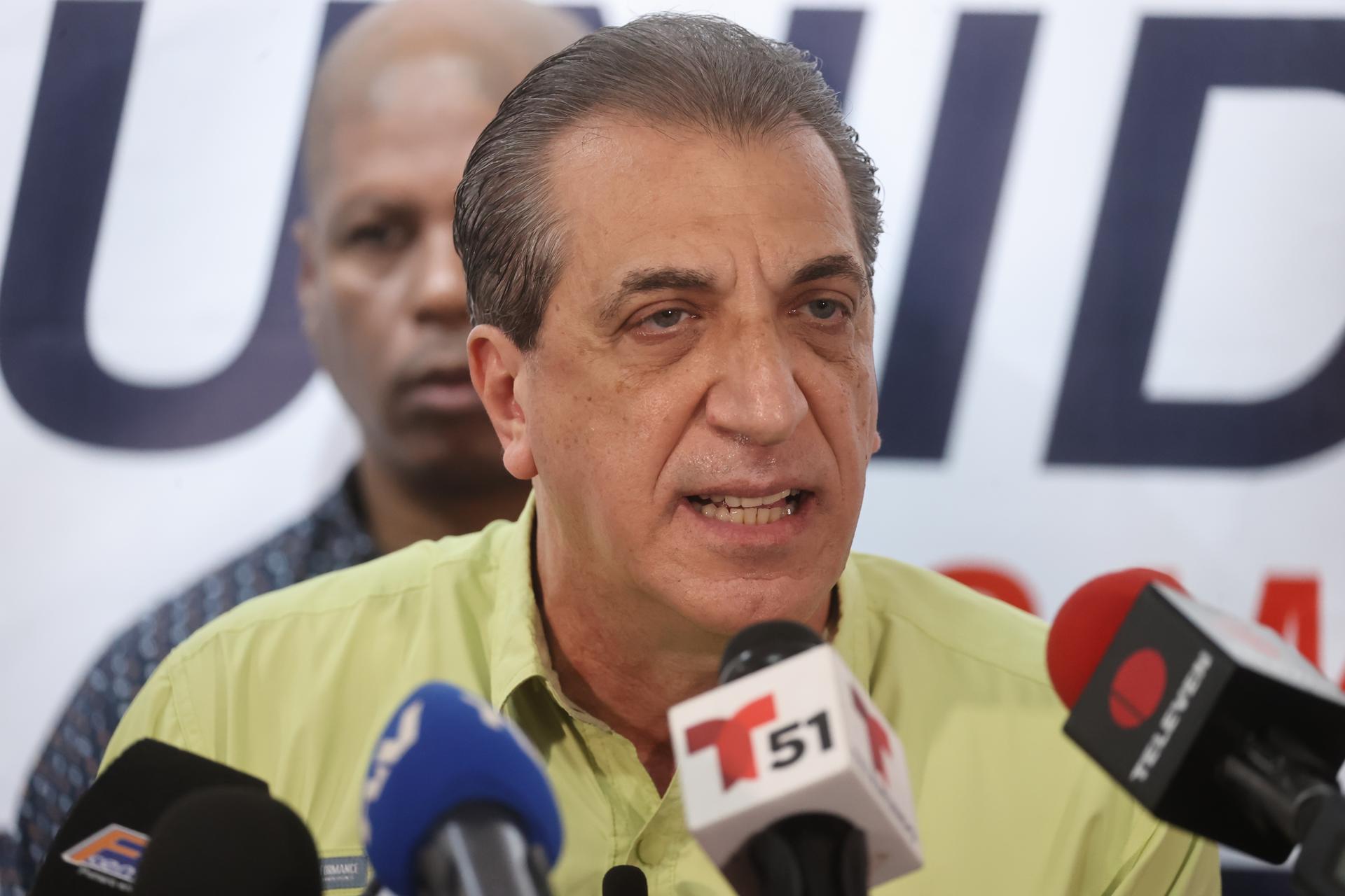 Biagio Pilieri spokesman of the Democratic Unitary Platform speaks during a press conference in Caracas, Venezuela, 1 November 2023. EFE/ Miguel Gutiérrez