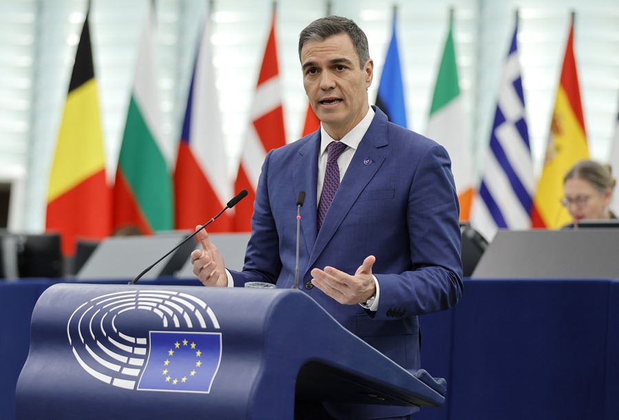 Pedro Sánchez presenta su Gobierno a la Eurocámara como un aliado de Europa frente al riesgo de la ultraderecha
