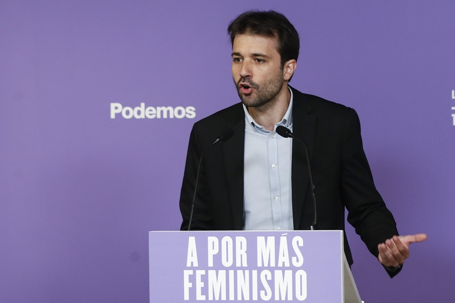 Los cinco diputados de Podemos rompen con Sumar y se pasan al Grupo Mixto