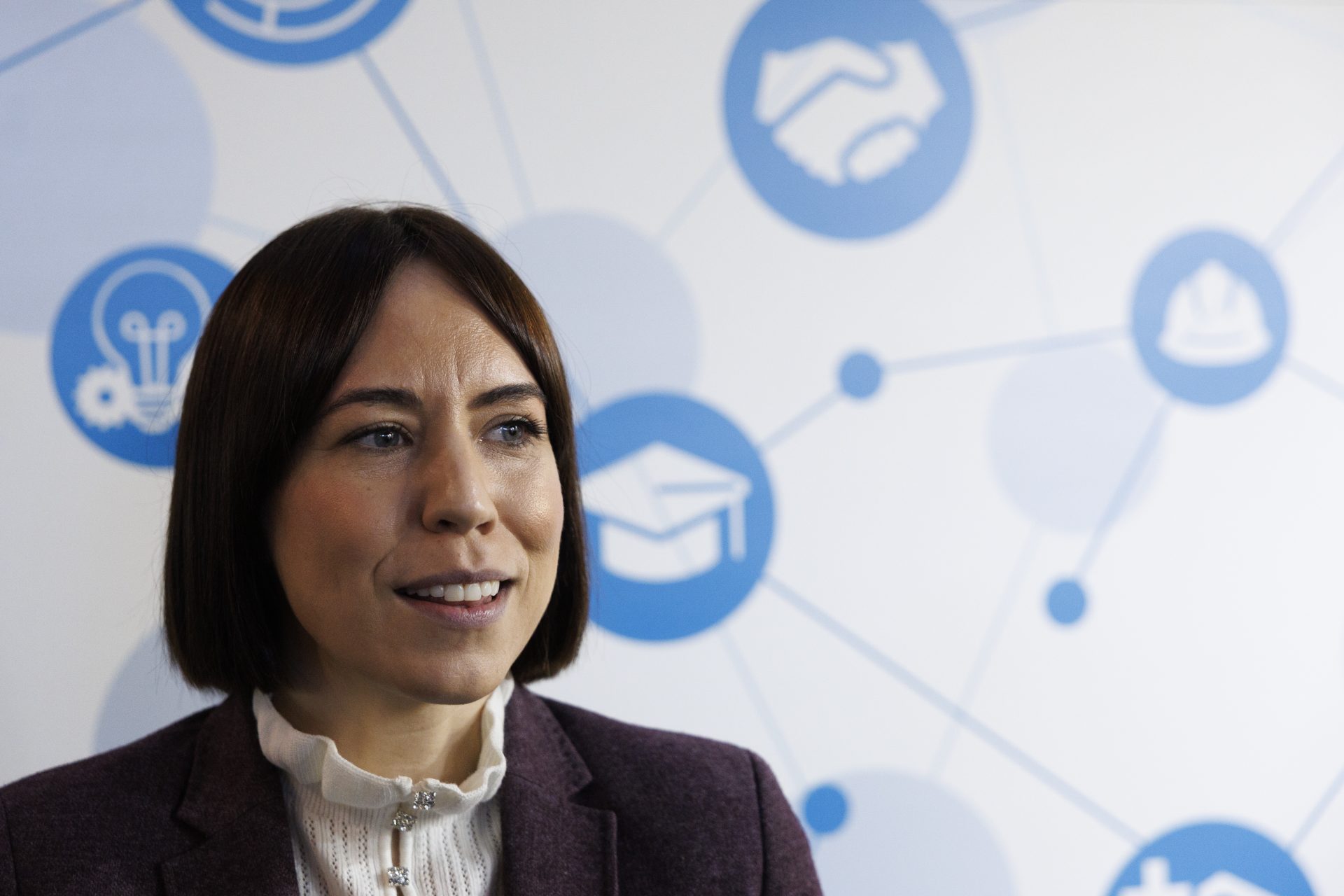 Diana Morant será la única candidata a dirigir el PSPV tras el acuerdo con Bielsa y Soler