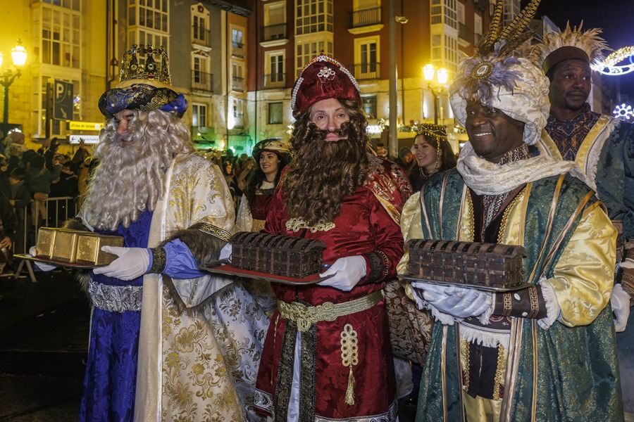 Los Reyes Magos Llenan De Magia Las Ciudades Españolas 