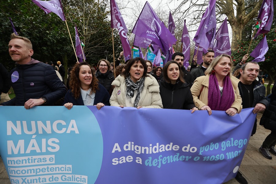manifestación Santiago Compostela mar