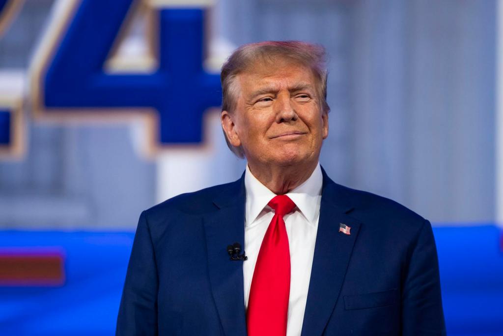 El expresidente estadounidense Donald Trump, en una fotografía de archivo. EFE/ Jim Lo Scalzo