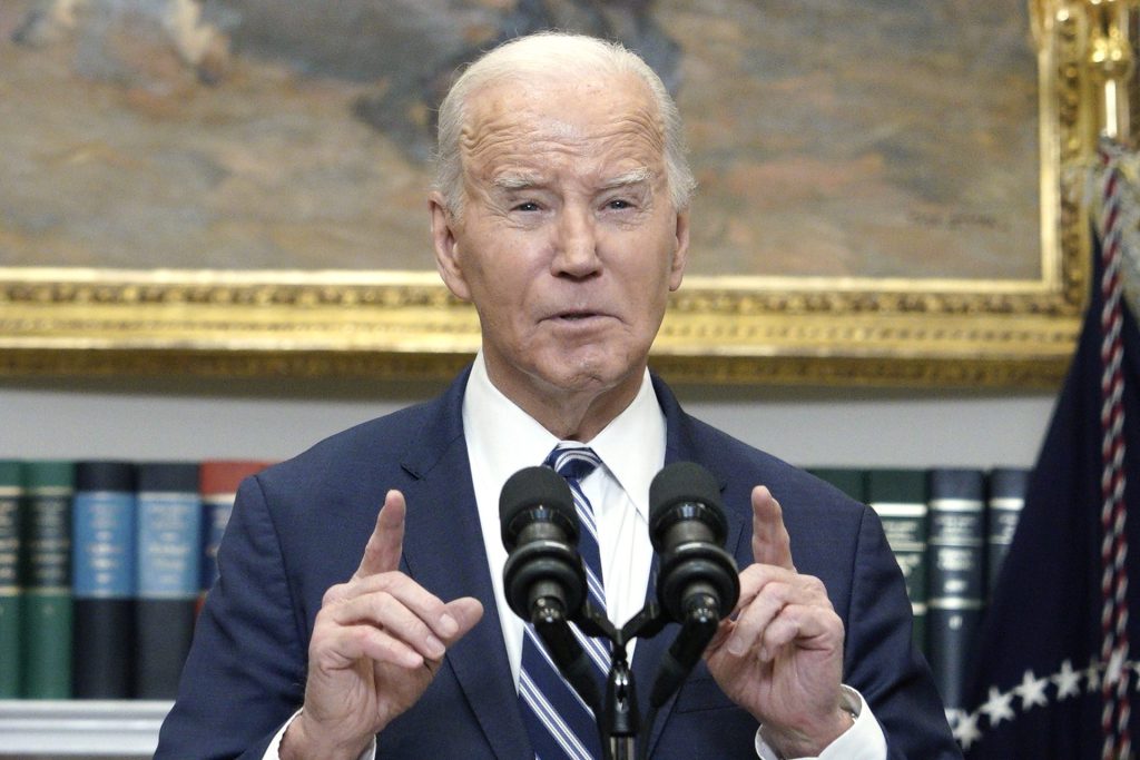 El presidente de EE.UU., Joe Biden, habla durante una rueda de prensa en Washington, en la que reacciona a la muerte del líder opositor ruso Alexéi Navalni, este 16 de febrero de 2024. EFE/ Yuri Gripas/Pool