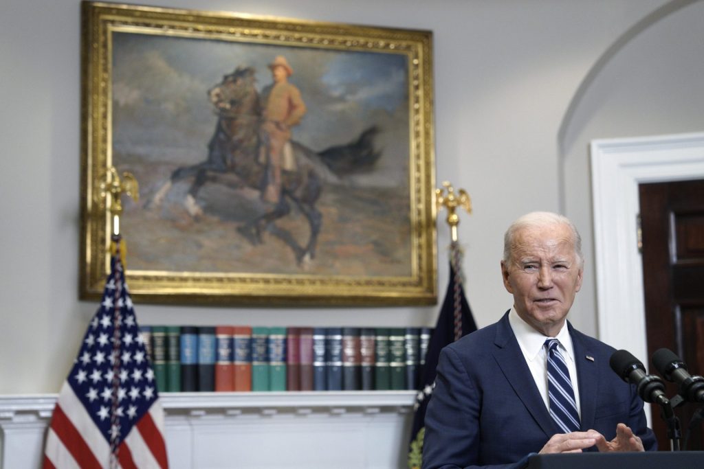 El presidente de EE.UU., Joe Biden, habla durante una rueda de prensa en Washington, en la que reacciona a la muerte del líder opositor ruso Alexéi Navalni, este 16 de febrero de 2024. EFE/ Yuri Gripas/Pool