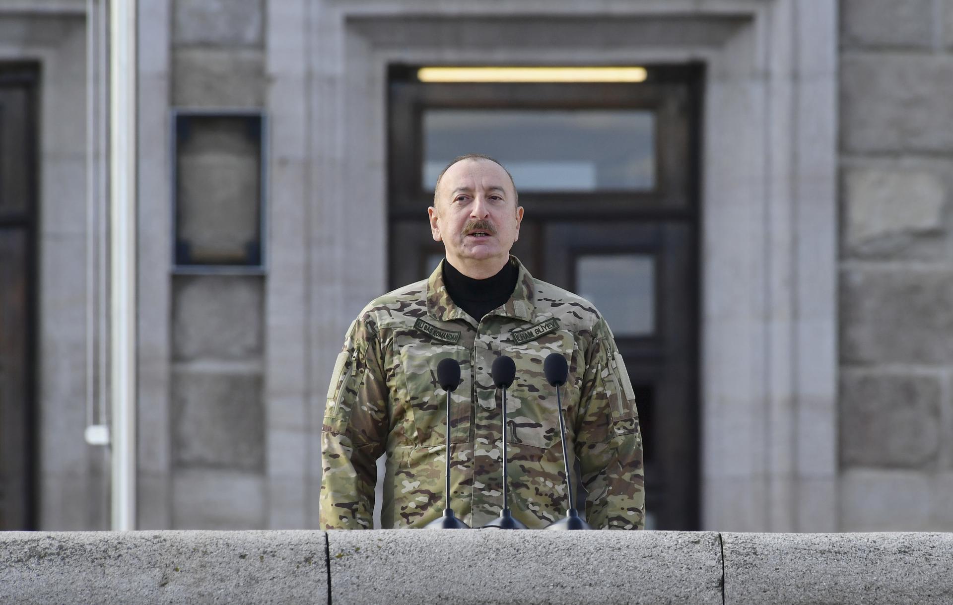 Azerbaiyán celebra las elecciones presidenciales con Aliyev como claro favorito a la victoria