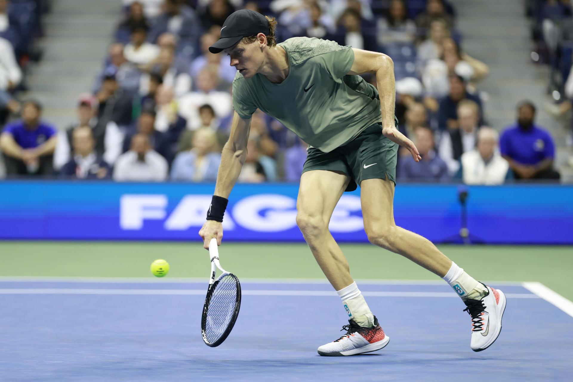 Sinner sinks Medvedev, books US Open semifinal spot