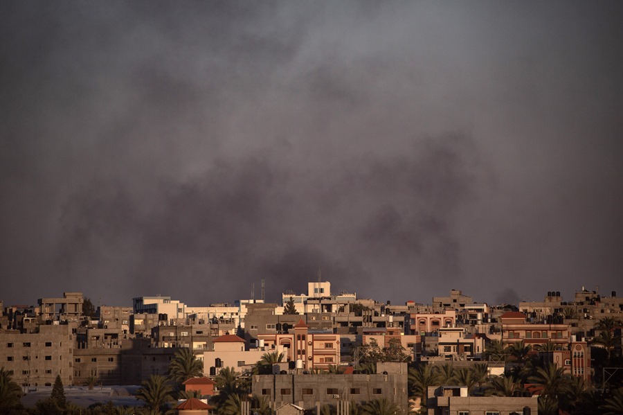 Hamás acusa a Israel de destruir un hospital del sur de Gaza