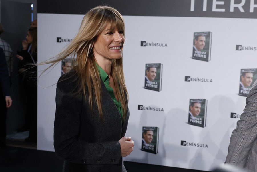 Begoña Gómez limita los correos de su asesora a una ayuda puntual para una cátedra sin lucro