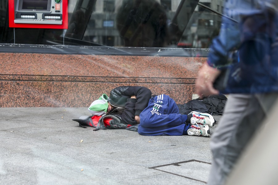 España, a la cola de UE en riesgo de pobreza y abandono escolar - News Directory 3