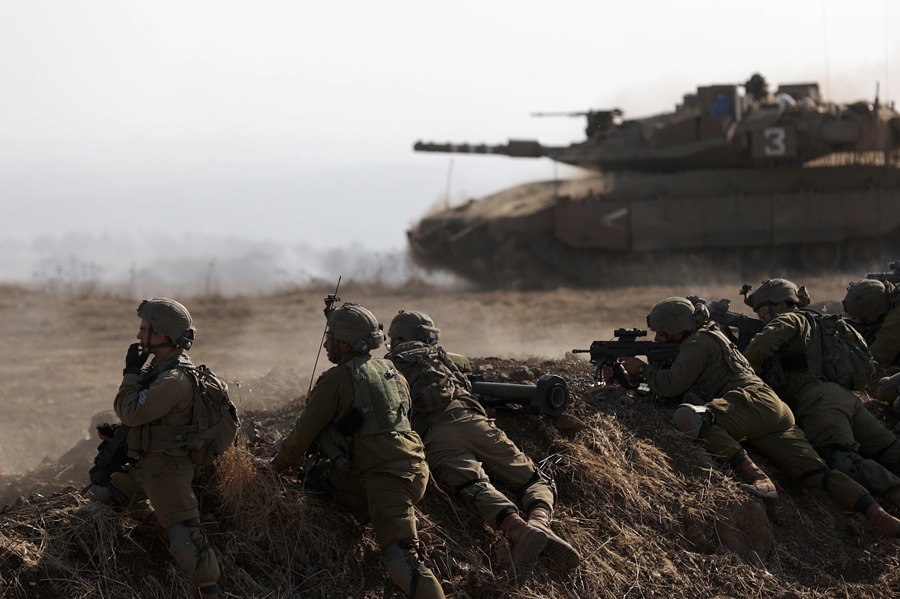 El Ejército israelí anuncia una «oleada de ataques» en el sur del Líbano