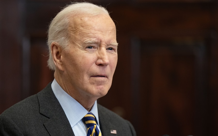 Joe Biden califica de "vergonzosa" la decisión de Meta de abandonar la  verificación de datos - EFE