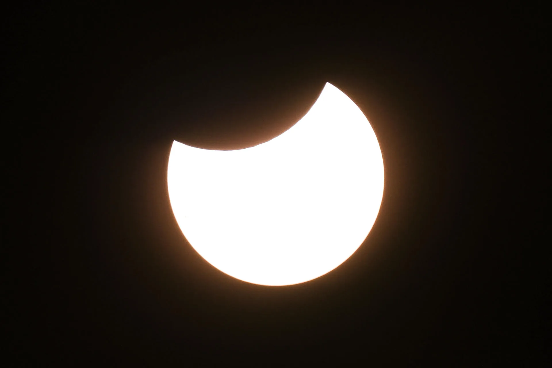 Eclipe parcial de Sol desde el Teide: sutil, pero una oportunidad para ...