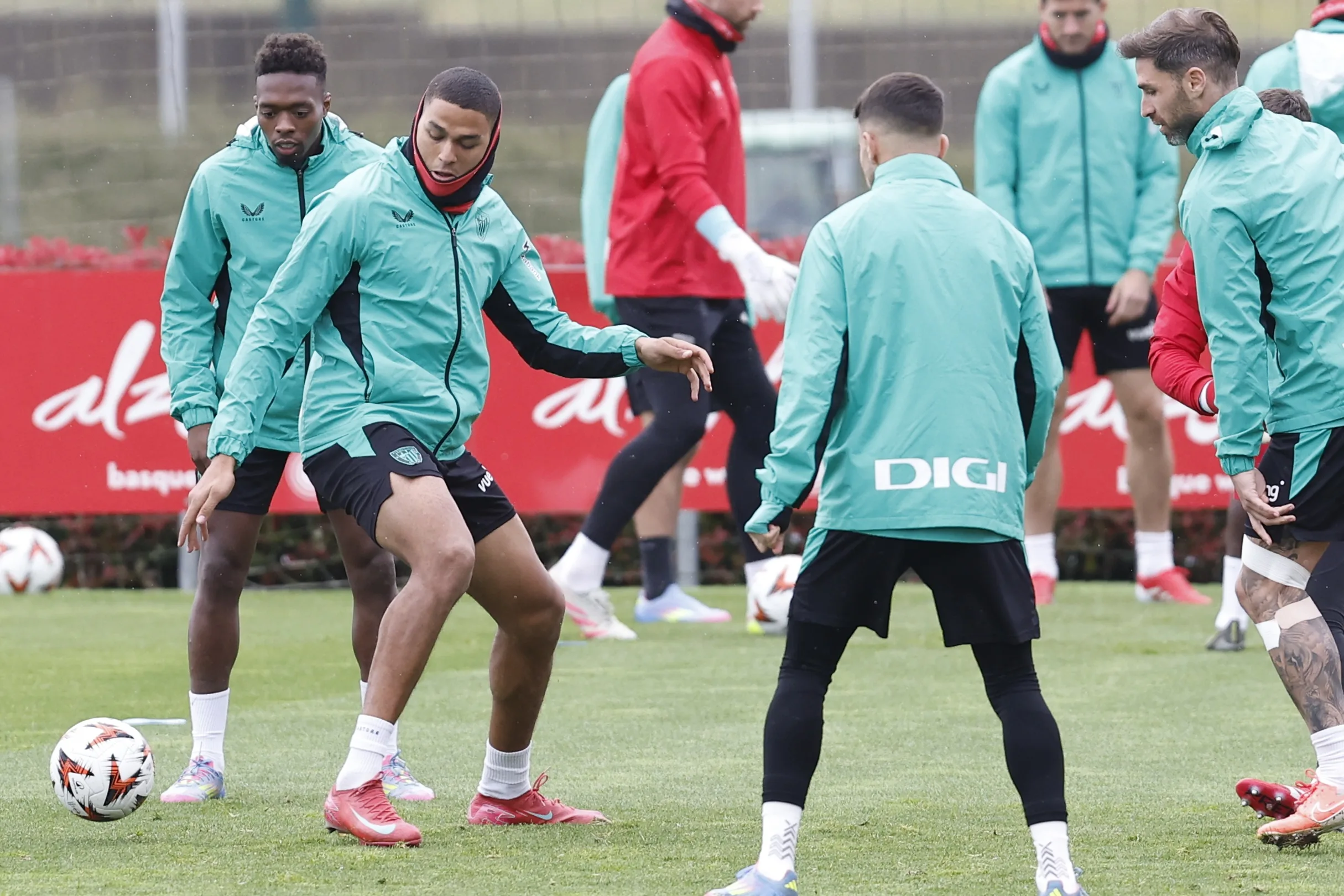 El Athletic, ante el reto colosal de remontar un 0-3 en Old Trafford