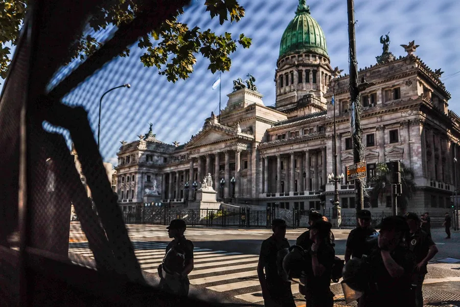 El FMI confirma cambios en la meta de reservas de Argentina