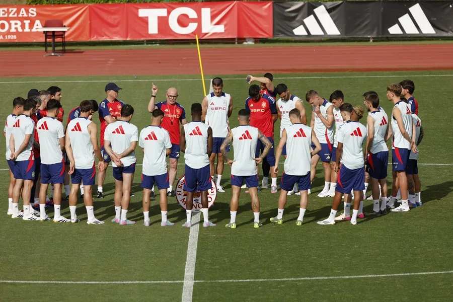 Selección española: el regreso de Carvajal y el estreno de Jesús Rodríguez, novedades en la lista de convocados