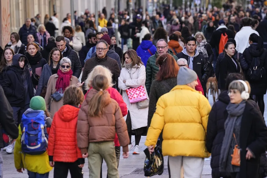 La OCDE eleva su previsión para España, que crecerá un 2,6 % en 2025 y un 2 % en 2026