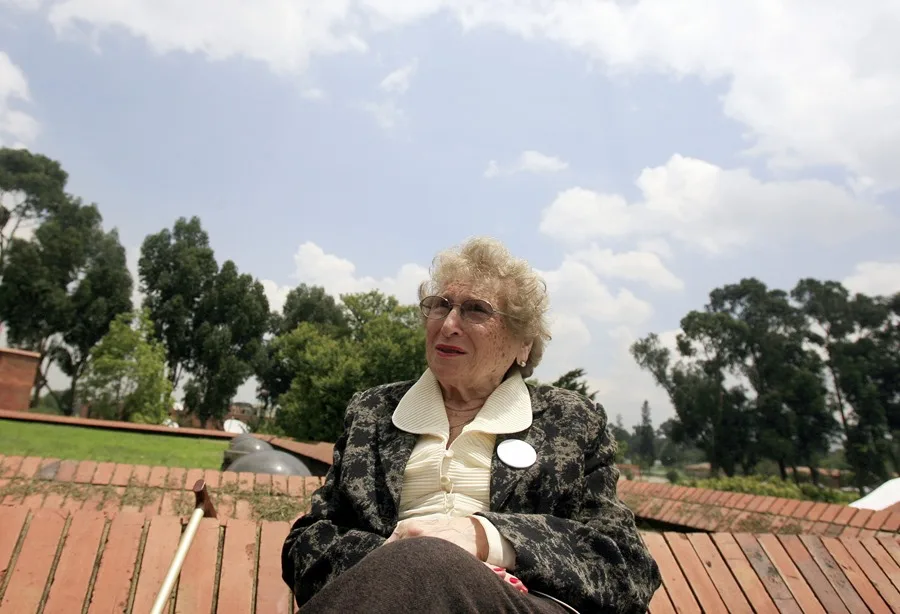 Rosa Roisinblit, presidenta honoraria de Abuelas de Plaza de Mayo, fallece a los 106 años Rosa Roisinblit, presidenta honoraria de Abuelas de Plaza de Mayo, fallece a los 106 años