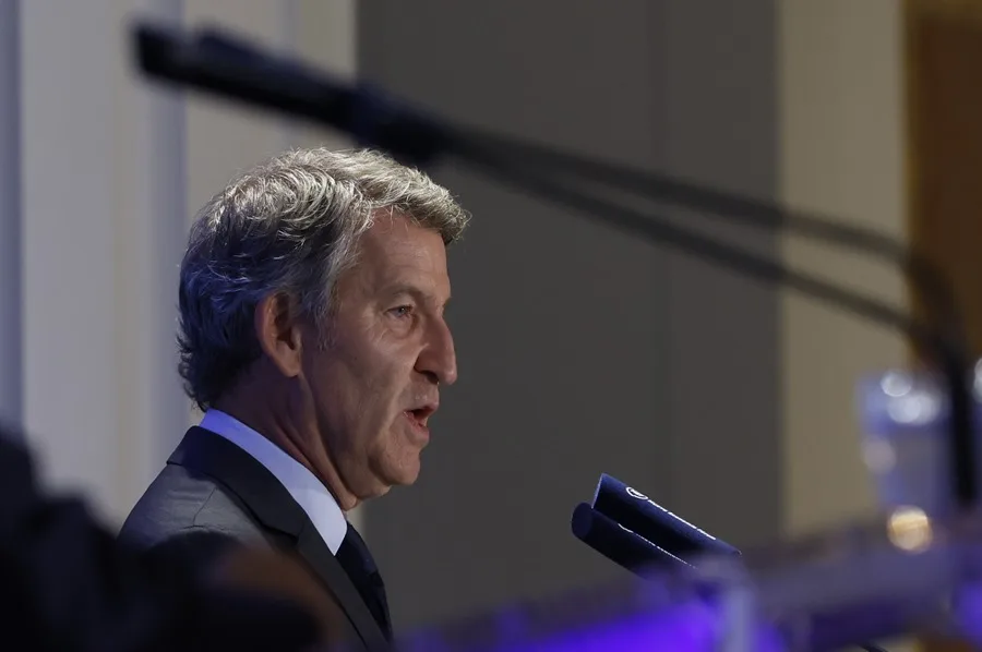 Feijóo acusa a Sánchez de «violencia política» y le pide que ponga fin al «circo»