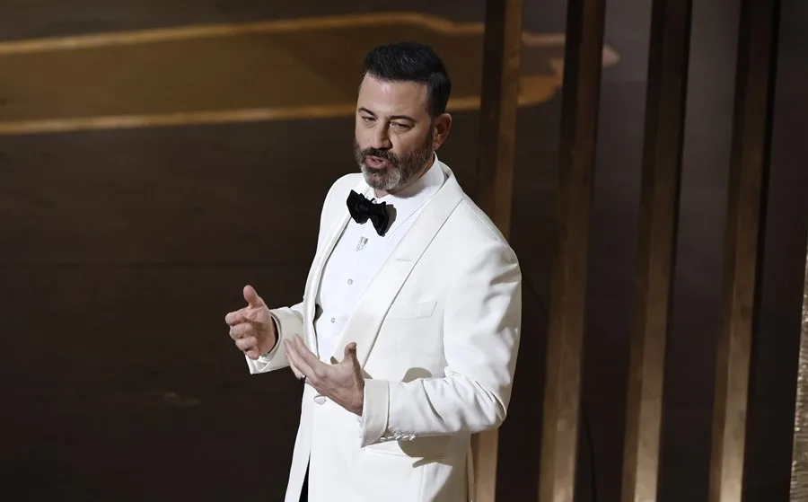 Jimmy Kimmel regresa a la televisión agradeciendo el apoyo tras la suspensión de su programa