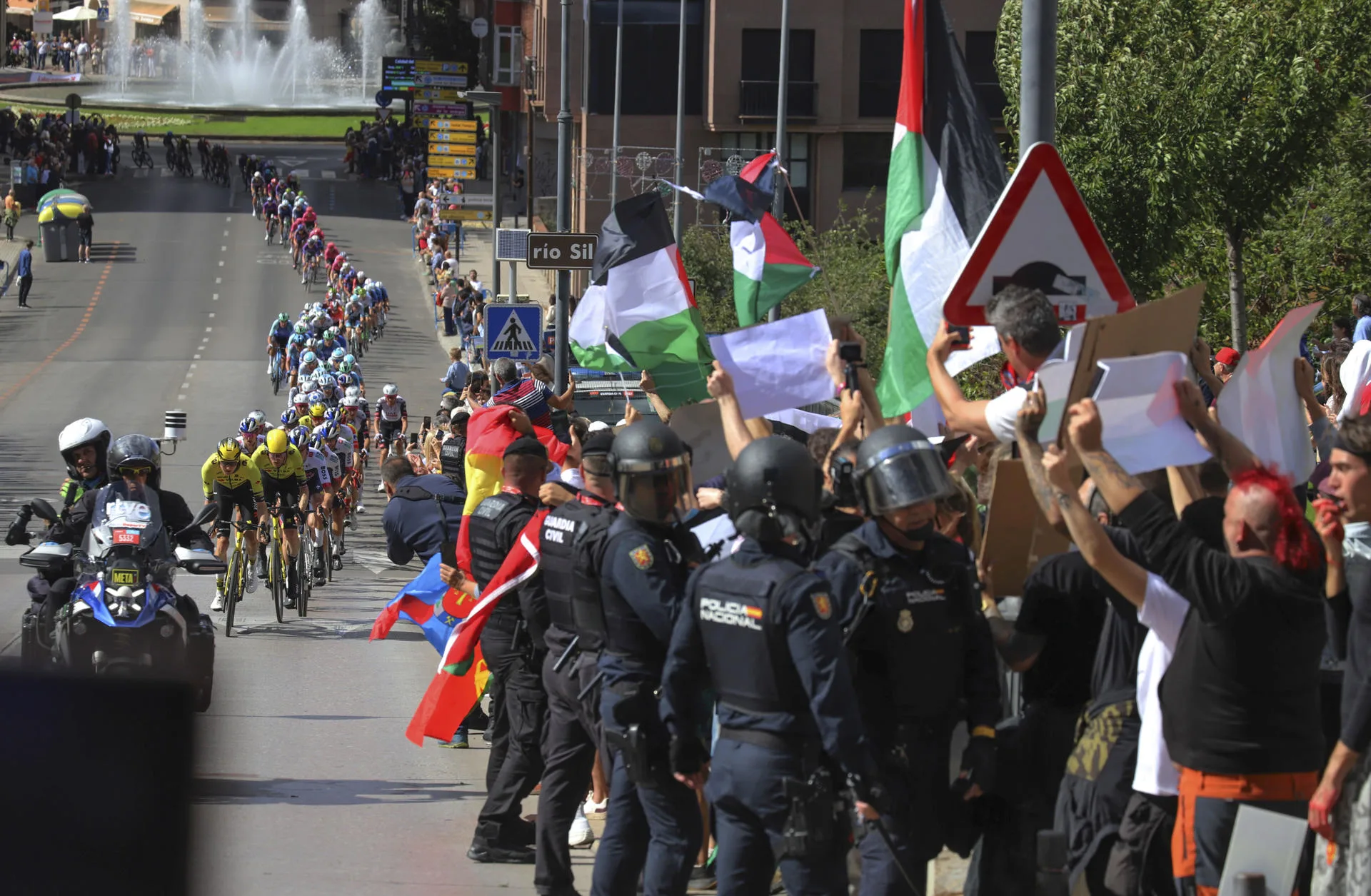 La Vuelta acorta la crono de Valladolid a menos de la mitad de lo previsto por las protestas propalestinas
