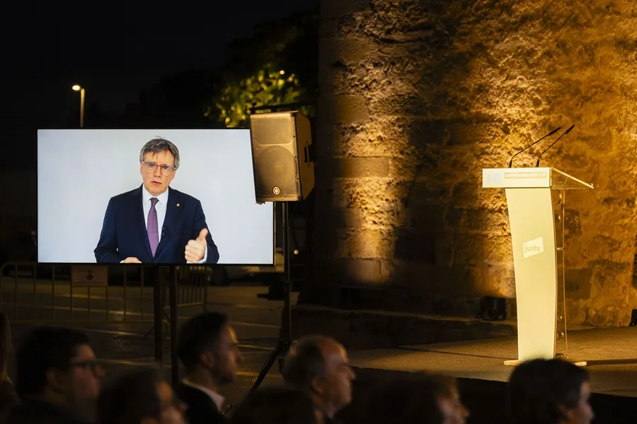 Puigdemont acusa al Estado de trabajar «desde las instituciones catalanas» contra la independencia