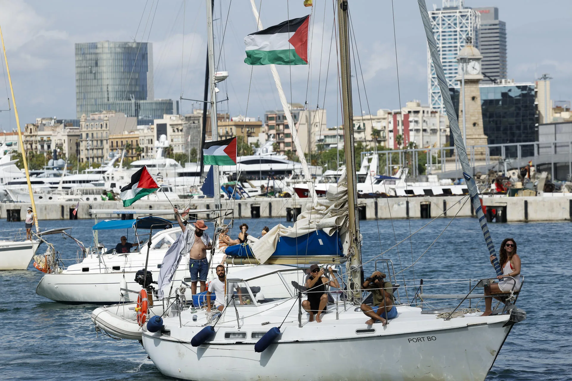 El Ejército israelí monitoriza la Sumud Flotilla y avisa: «Estamos preparados para defender las fronteras»