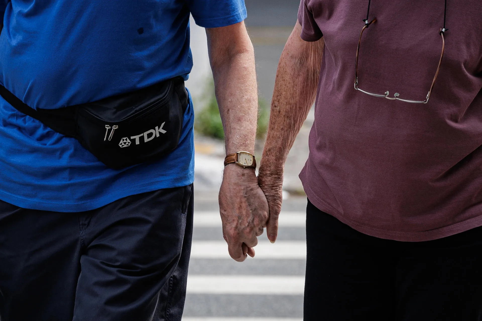 La esperanza de vida para los españoles nacidos en 2024 es de 84 años, la más alta de la UE junto a Italia y Suecia