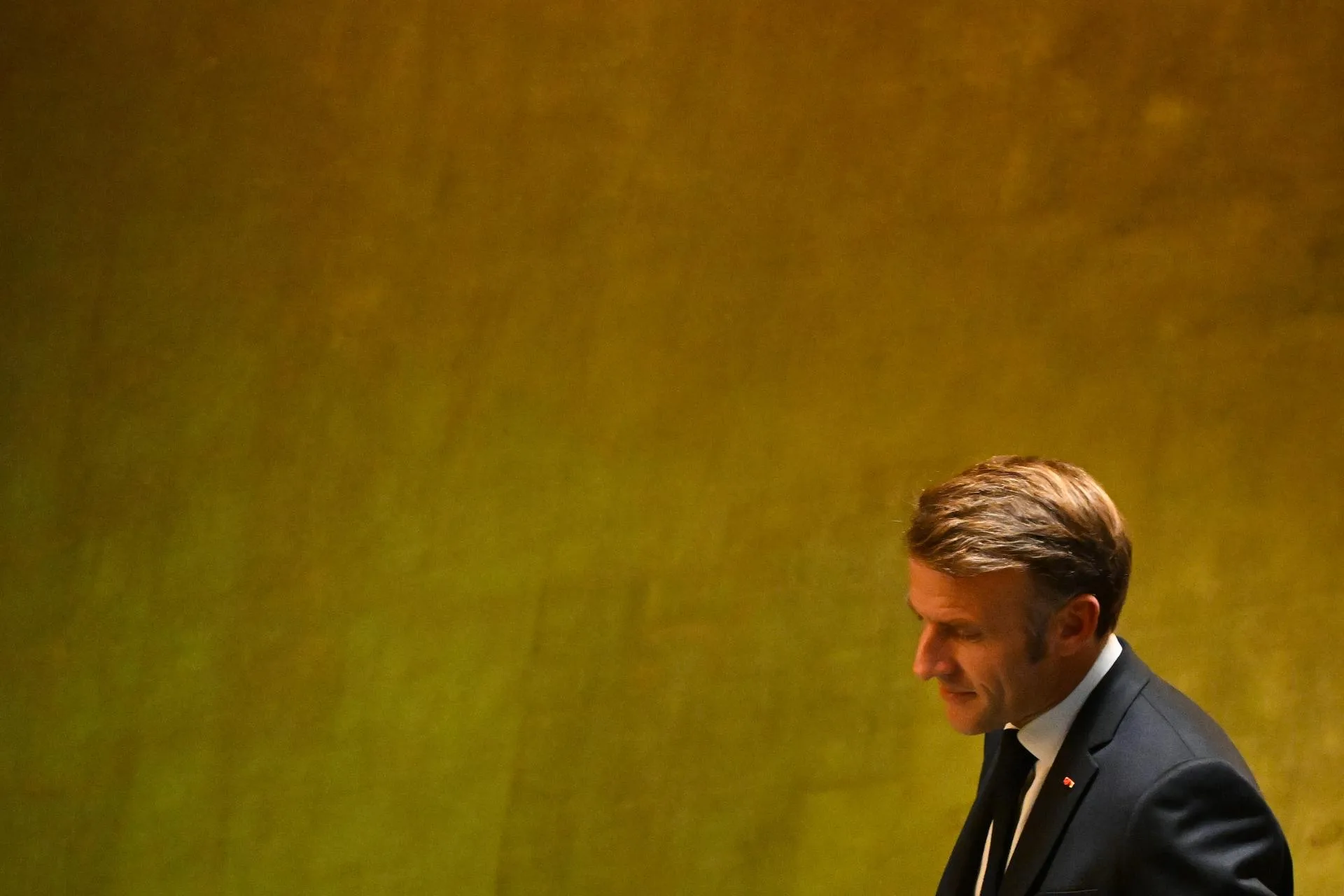Macron dice que Netanyahu ya no tiene proyecto y apela a Trump para frenar la guerra