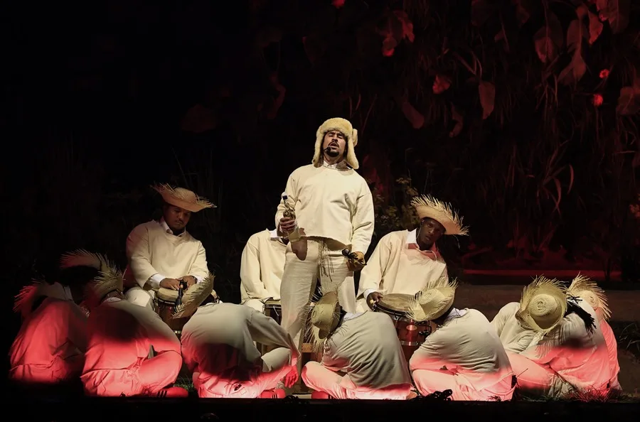 El Gobierno de Trump desplegará a agentes migratorios en la Super Bowl de Bad Bunny
