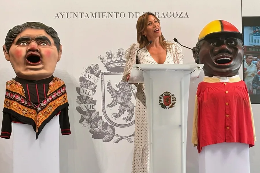 Cachirulo Zaragoza prepara el cachirulo para iniciar las Fiestas del Pilar 2025
