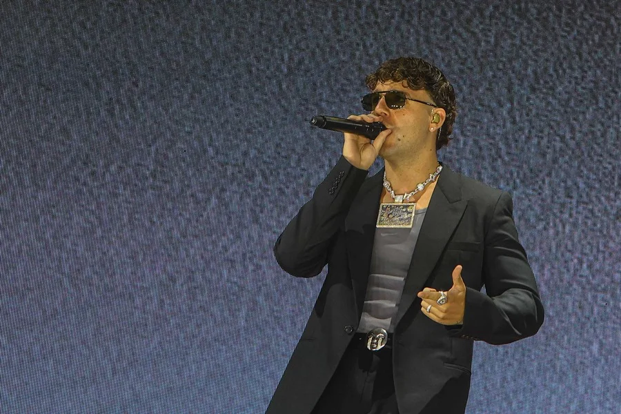 Quevedo aplaza al 25 de octubre por motivos de salud el concierto de hoy en el Roig Arena de València