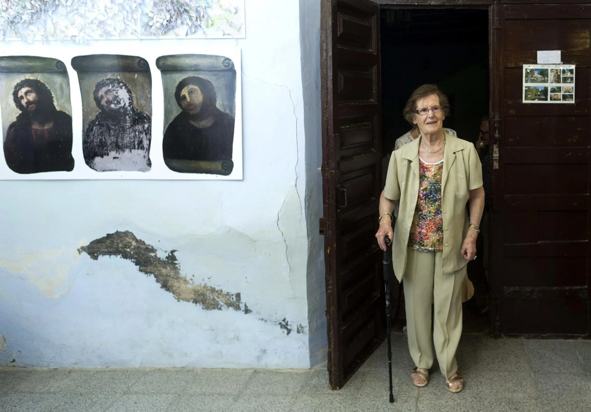 Author of viral 'Ecce Homo' restoration dies at 94 in Spain