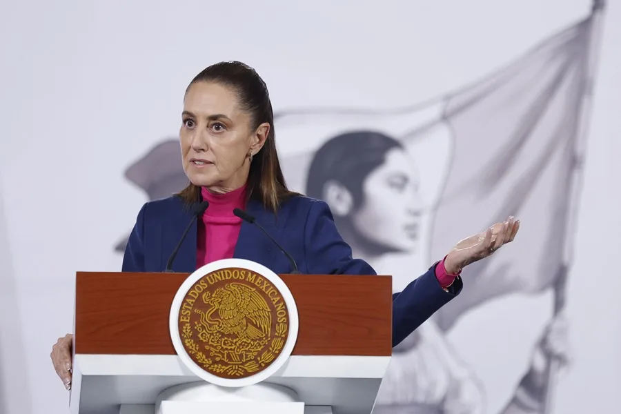 México no ha aumentado su envío "histórico" de petróleo a Cuba