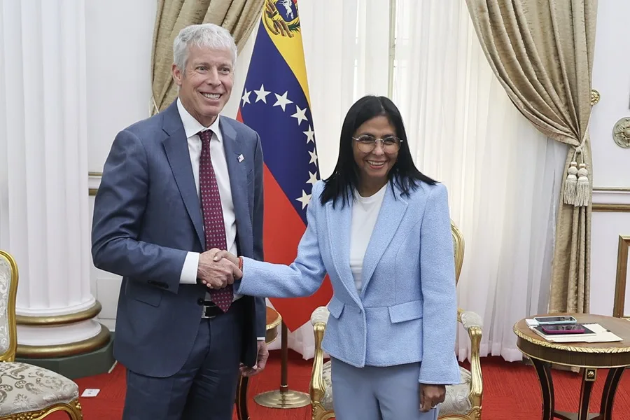 Thumbnail de Wright en Caracas abre negociación petrolera