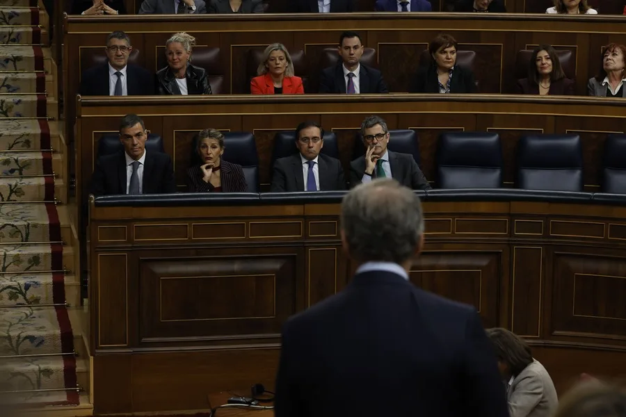 El CIS eleva a 9,7 puntos la ventaja del PSOE sobre el PP