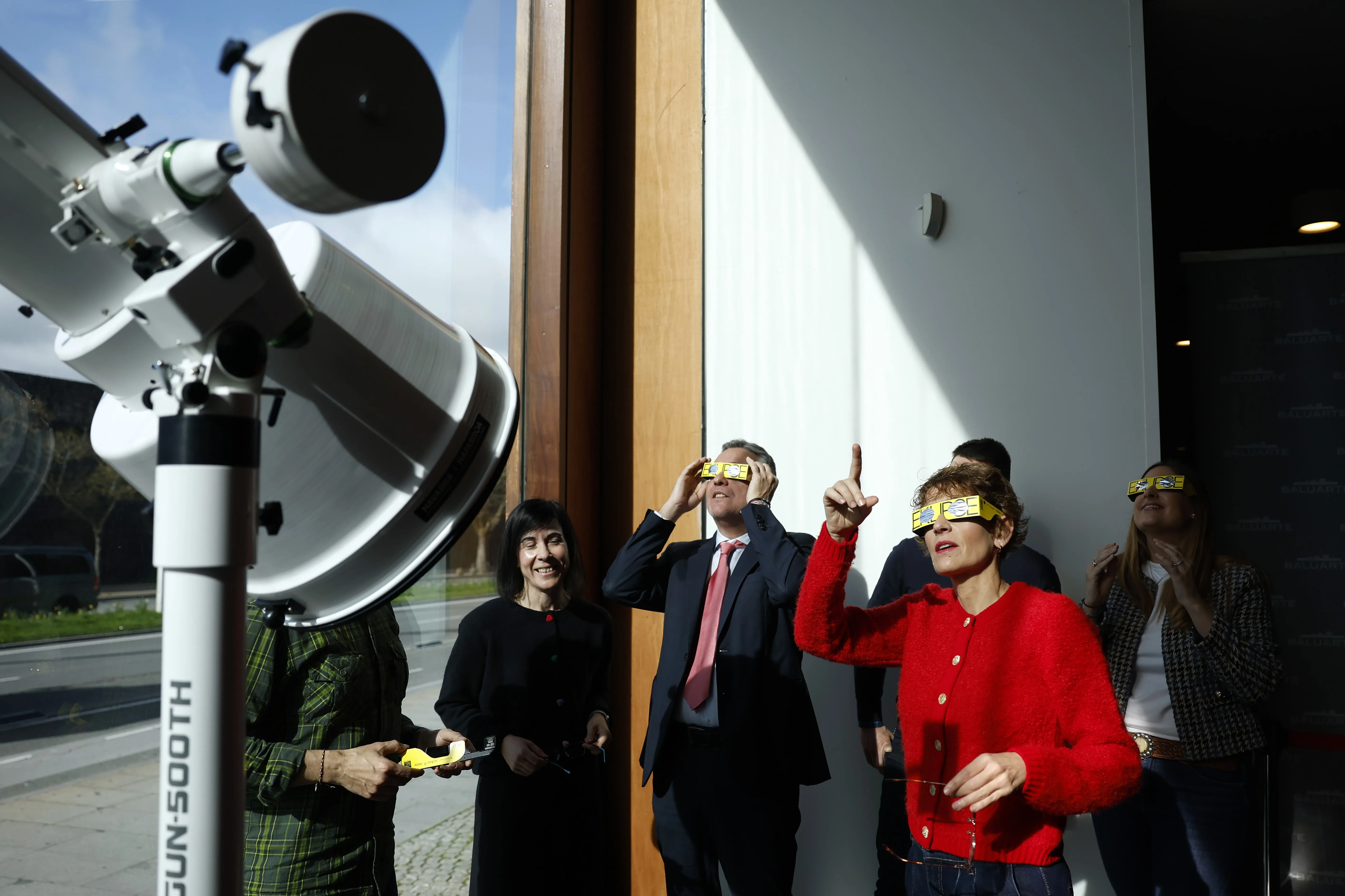 Un programa prepara al alumnado navarro para el eclipse de sol