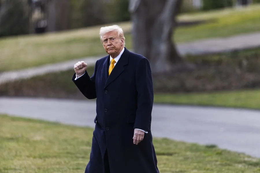 Trump avisa a la OTAN de «un futuro muy malo» si los aliados no ayudan a EE.UU. en Irán