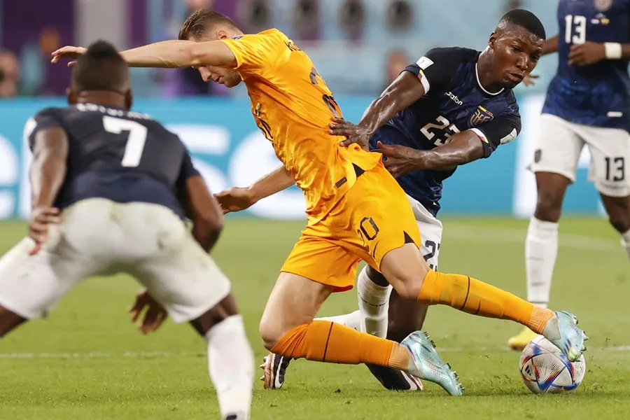 Ecuador visita a Países Bajos para su gran prueba de fuego a