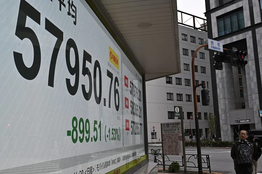 Las bolsas de Asia se desploman ante el alza del precio del petróleo ...