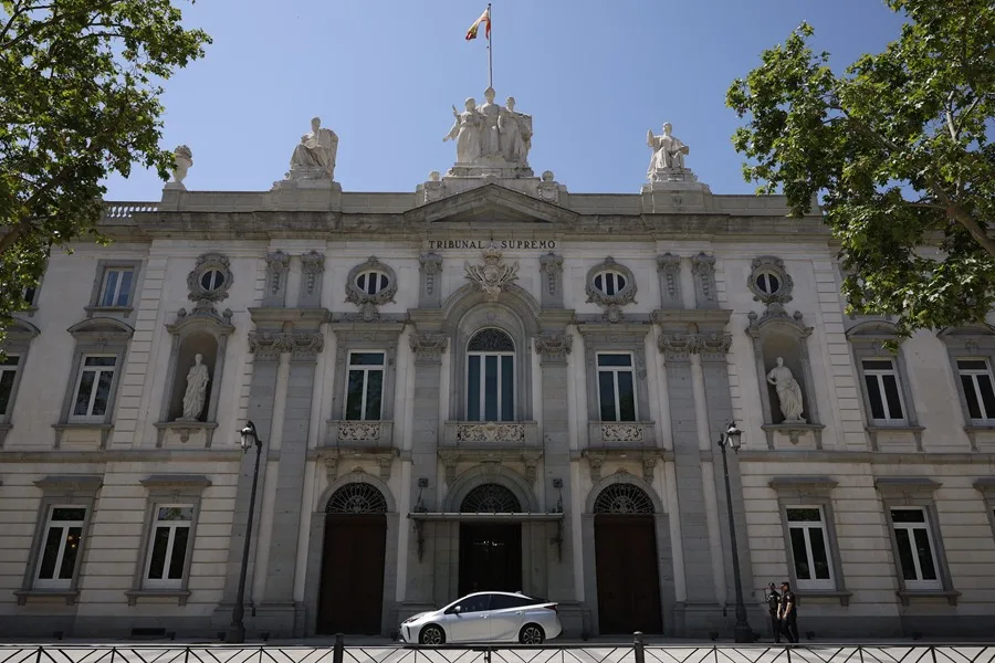 El Supremo verá si la deducción en IRPF por maternidad discrimina a los ...