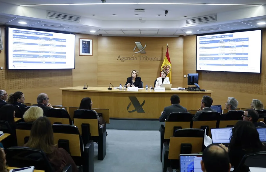 Agencia Tributaria prevé devolver 13.271 millones en la campaña de la renta