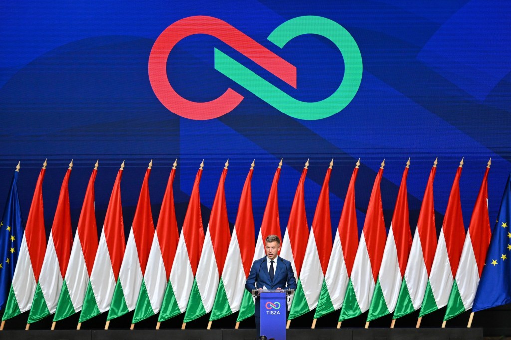 Péter Magyar promete desmontar el «régimen mafioso» de Orbán y mejorar relación con la UE