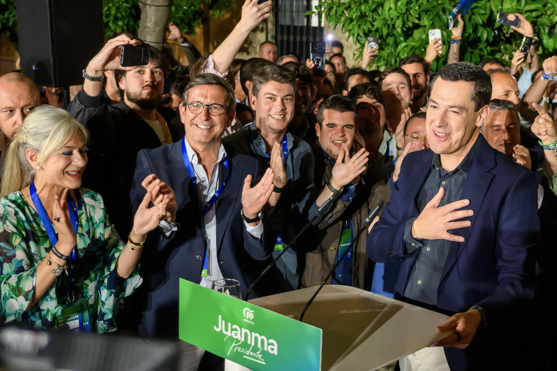 Juanma Moreno: Los andaluces han dictaminado que al PP le corresponde gobernar