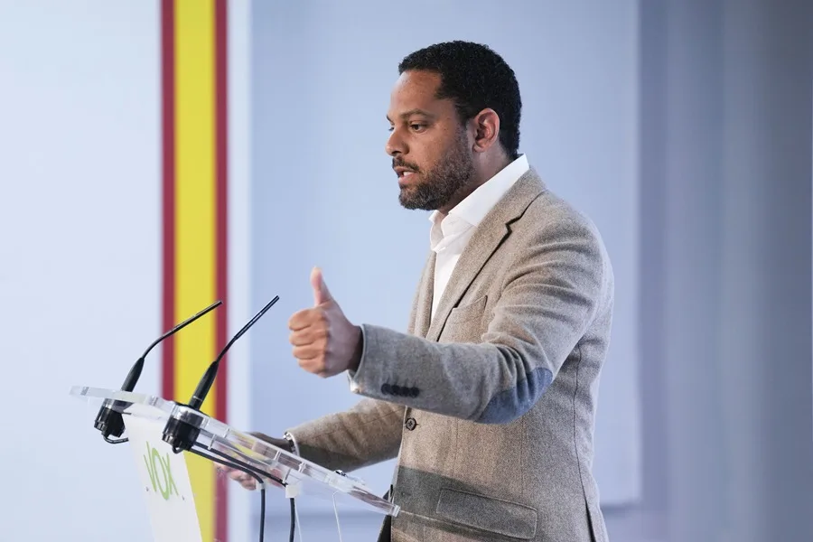 Vox avisa a Moreno del riesgo de «marcarse un Guardiola» al decir que quiere gobernar solo