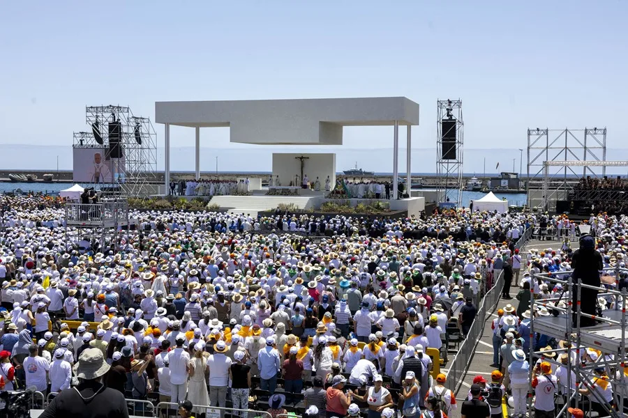 El papa concluye su viaje a España «conmovido por el gran afecto» y pide unidad | 2 | El papa concluye su viaje a España «conmovido por el gran afecto» y pide unidad - Noticias de hoy en República Dominicana | De Último Minuto
