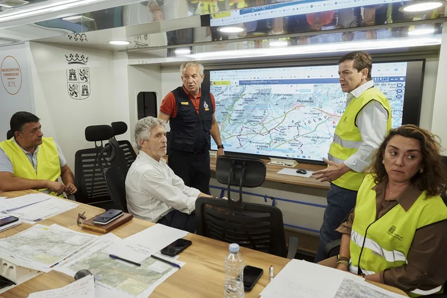 Marlaska dice que «no ha sido un día positivo» para los incendios de Ávila y Madrid