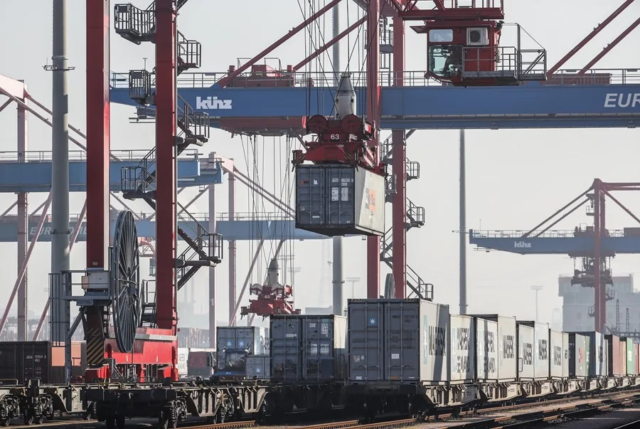FMI recorta crecimiento mundial a 3% para 2026 con inflación al alza
